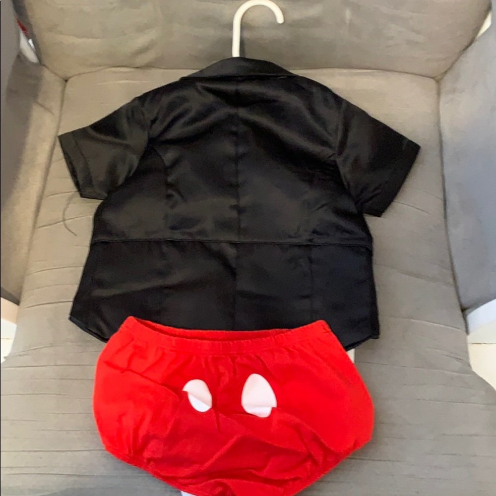 Mickey Mouse - Picture 3 of 3